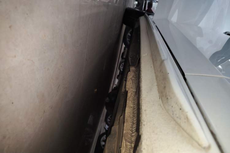 Used Audi A4L 2020 40 TFSI quattro Luxury Dynamic Model Right Side Sill