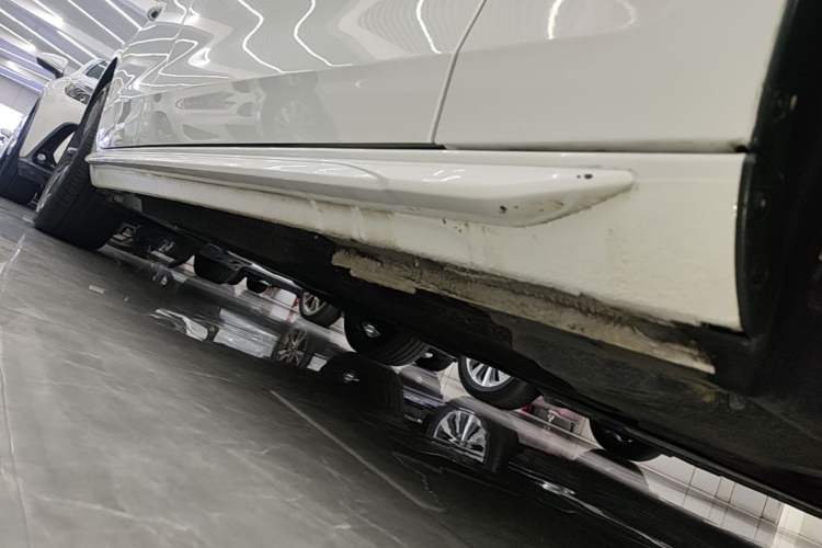 Used Audi A4L 2020 40 TFSI Fashion Dynamic Model Right Side Sill