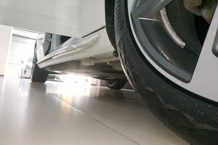 Used Audi A4L 2020 40 TFSI Fashion Dynamic Model Right Side Sill