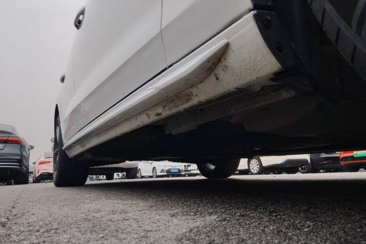 Used Audi A4L 2020 40 TFSI Fashion Dynamic Model Right Side Sill
