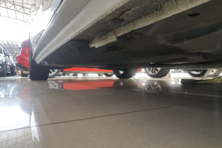 Used Audi A4L 2020 40 TFSI Luxury Dynamic Model Right Side Sill