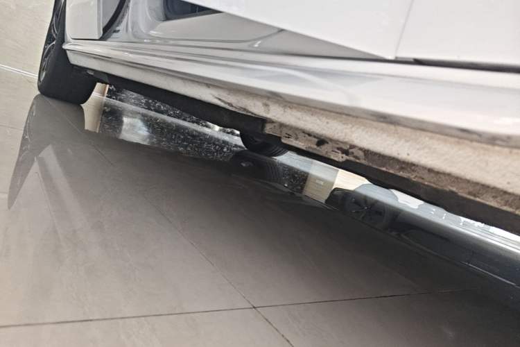 Used Audi A4L 2020 40 TFSI Fashion Dynamic Model Right Side Sill