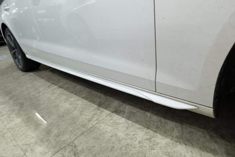 Used Audi A4L 2020 40 TFSI Fashion Dynamic Model Right Side Sill