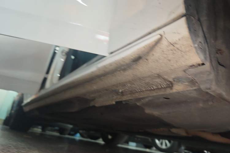 Used Audi A4L 2020 40 TFSI Fashionable and Elegant Model Right Side Sill