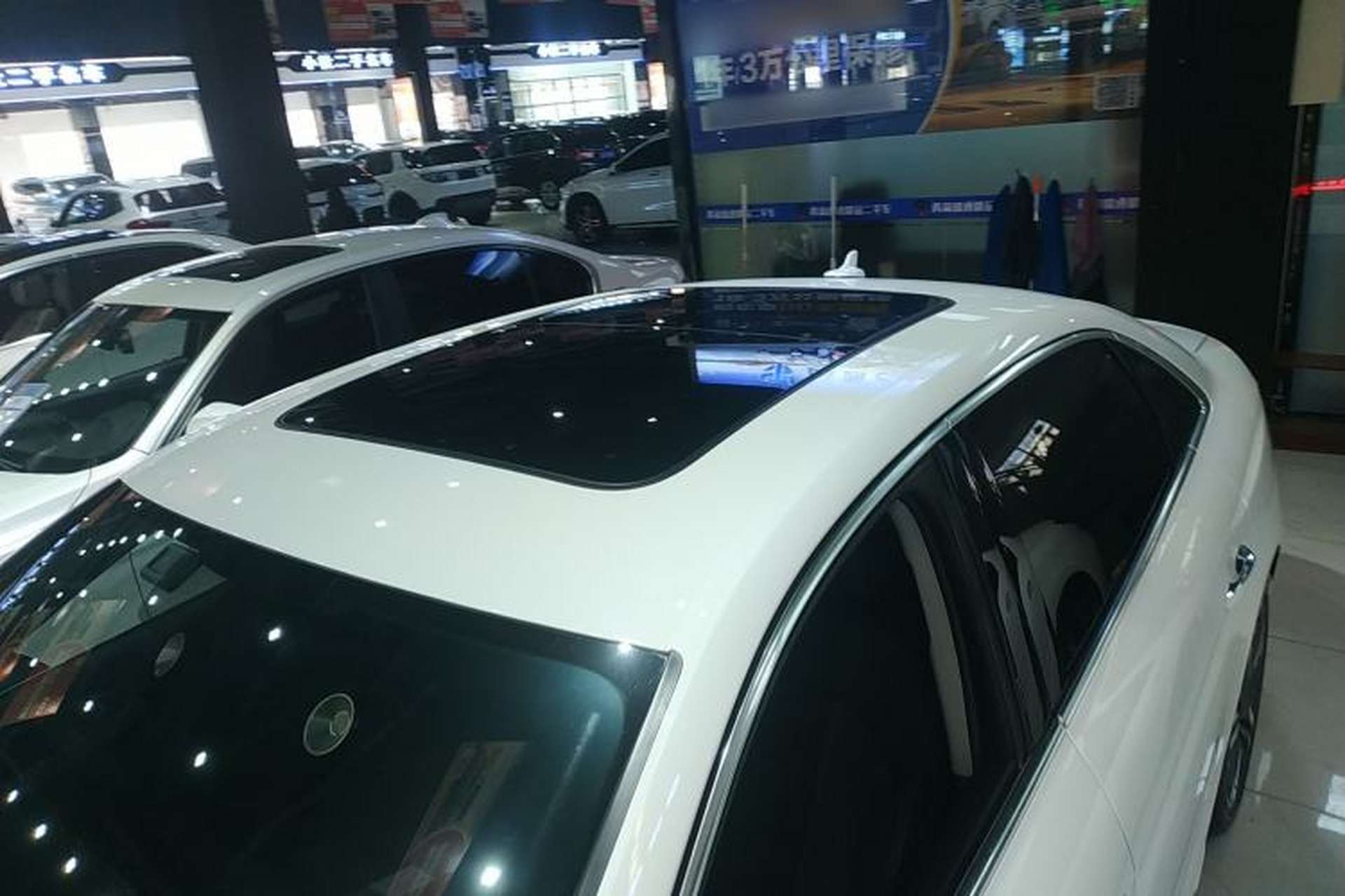 Used Audi A4L 2020 40 TFSI Luxury Dynamic Model Roof