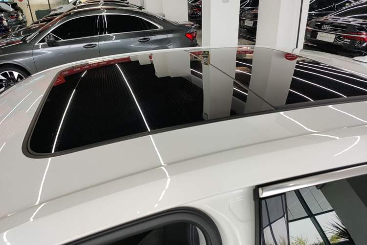 Used Audi A4L 2020 40 TFSI Fashion Dynamic Model Roof