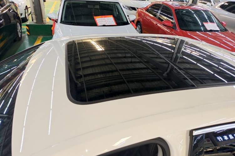 Used Audi A4L 2020 40 TFSI Fashionable and Elegant Model Roof