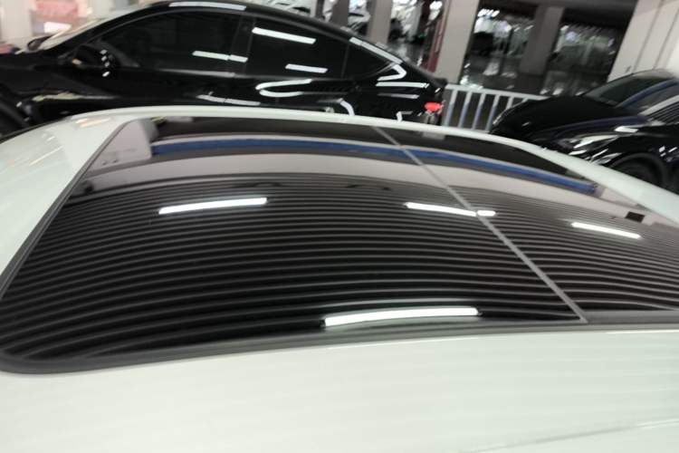 Used Audi A4L 2020 40 TFSI Fashionable and Elegant Model Roof