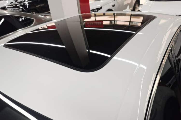 Used Audi A4L 2020 40 TFSI Fashionable and Elegant Model Roof