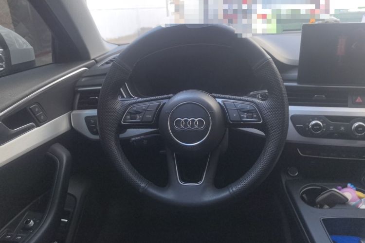 Used Audi A4L 2020 40 TFSI Fashion Dynamic Model Steering Wheel