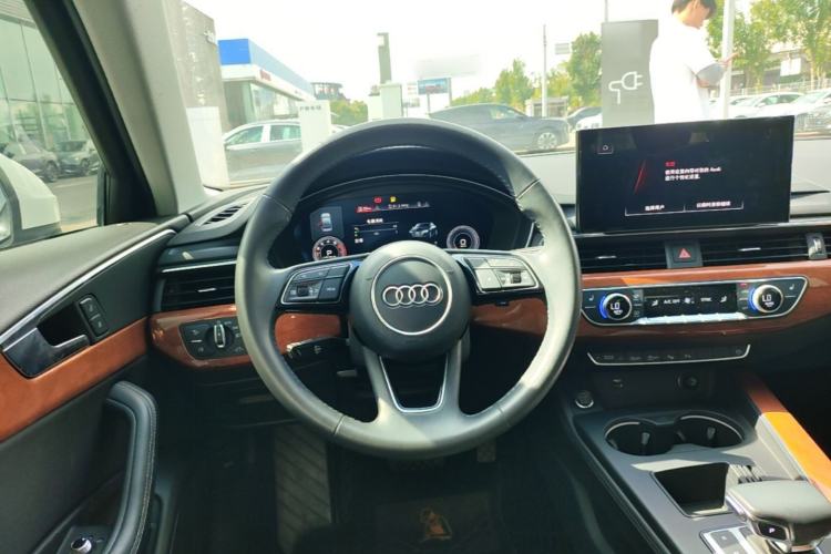 Used Audi A4L 2020 40 TFSI Luxury Prestige Edition Steering Wheel