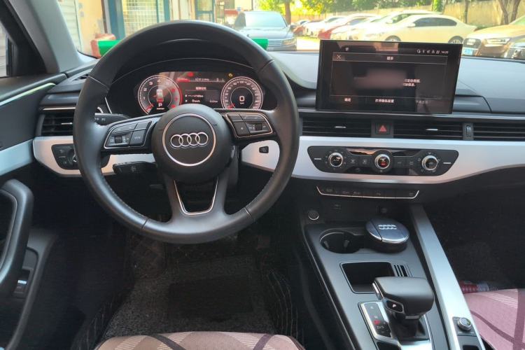 Used Audi A4L 2020 40 TFSI Fashion Dynamic Model Steering Wheel