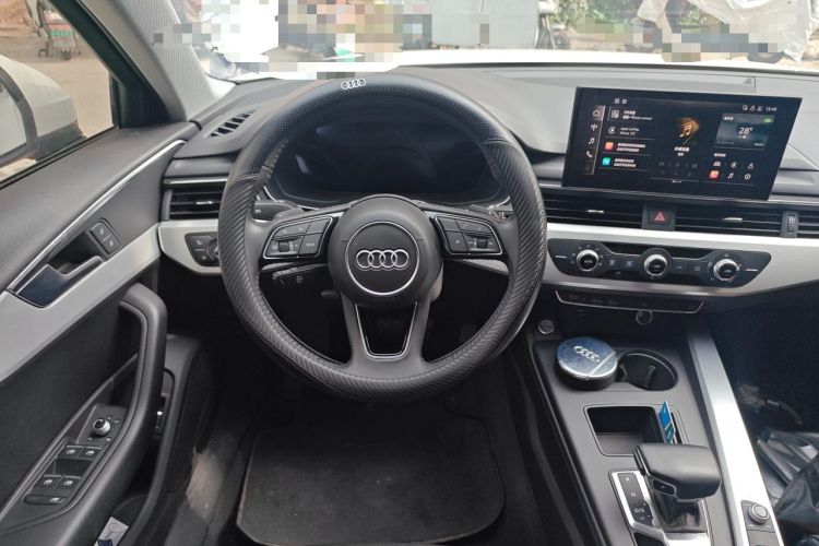 Used Audi A4L 2020 40 TFSI Fashion Dynamic Model Steering Wheel