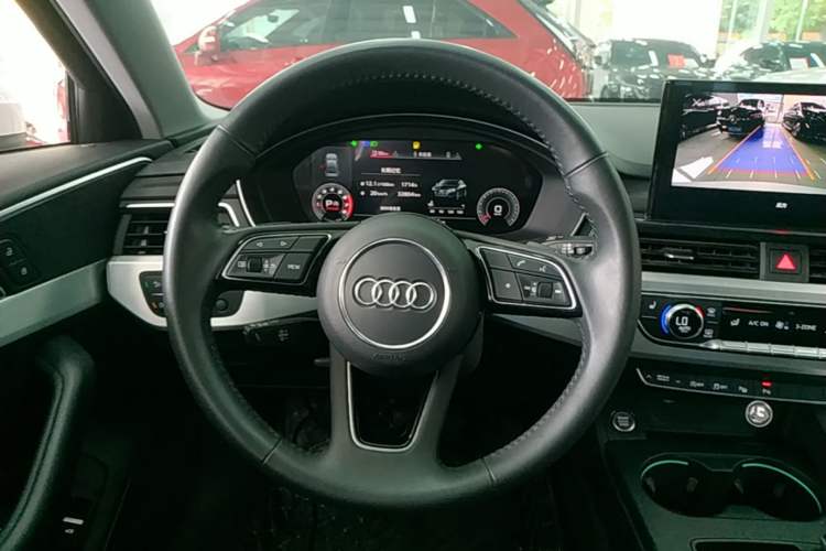 Used Audi A4L 2020 40 TFSI quattro Luxury Dynamic Model Steering Wheel