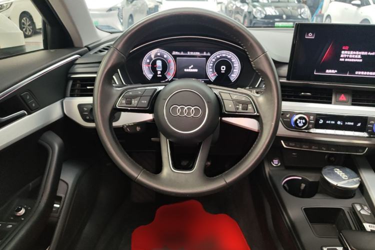 Used Audi A4L 2020 40 TFSI Fashion Dynamic Model Steering Wheel