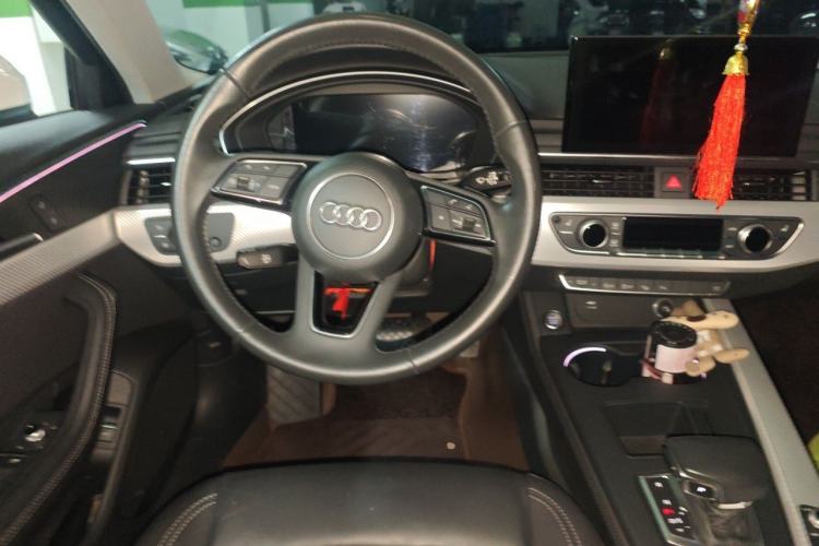 Used Audi A4L 2020 40 TFSI Luxury Prestige Edition Steering Wheel