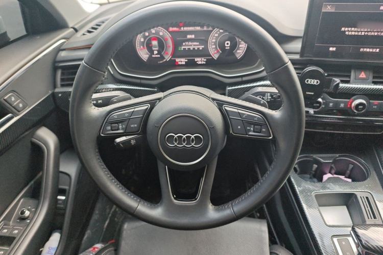 Used Audi A4L 2020 40 TFSI Fashion Dynamic Model Steering Wheel