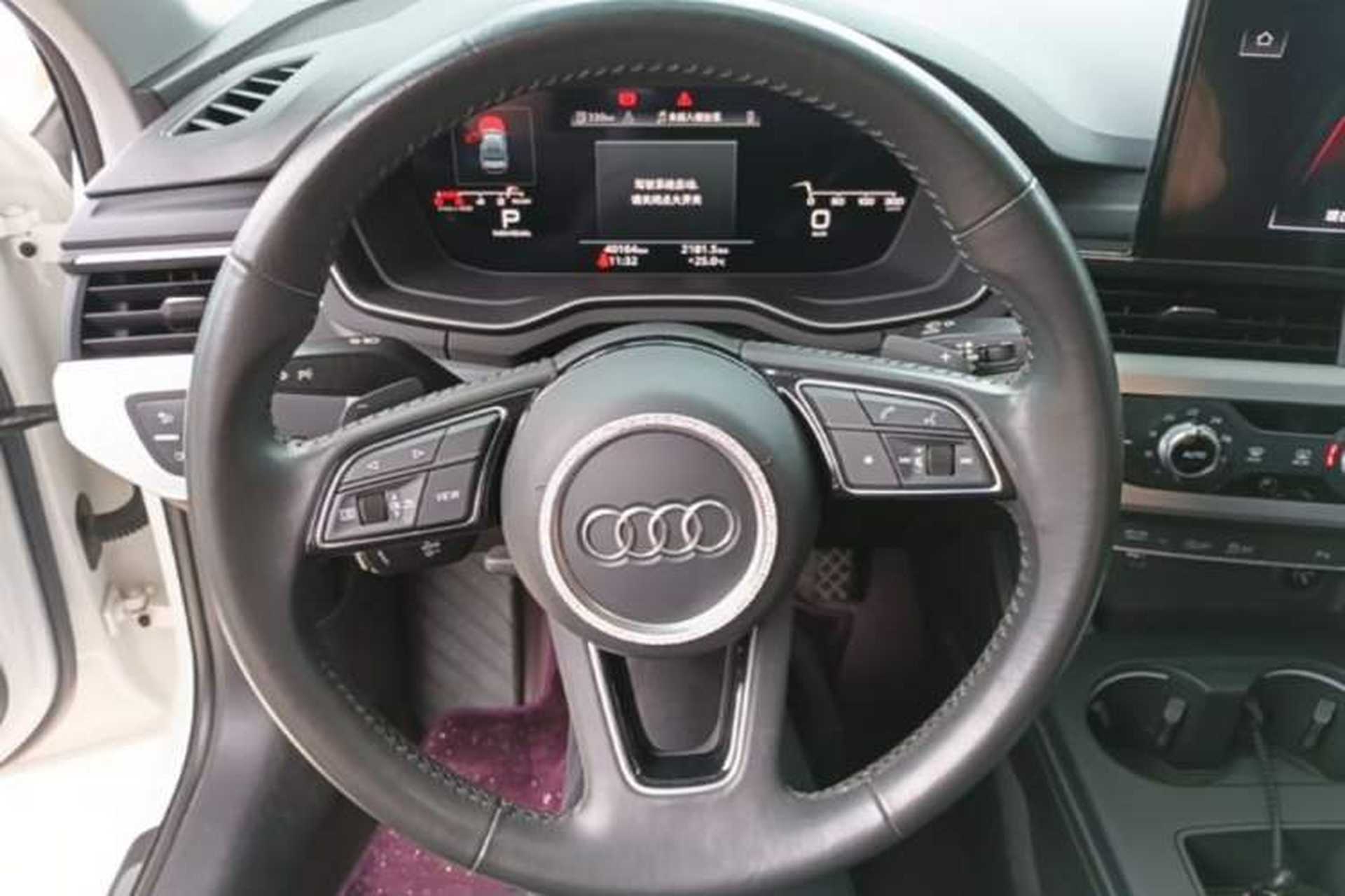 Used Audi A4L 2020 40 TFSI Fashion Dynamic Model Steering Wheel