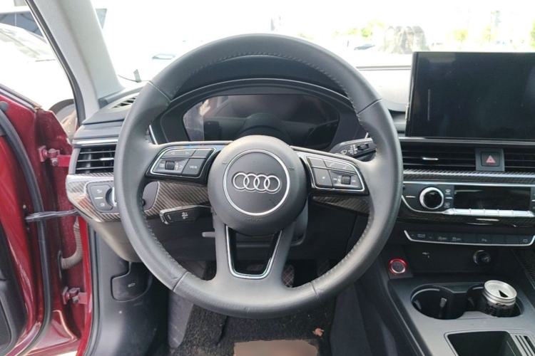 Used Audi A4L 2020 40 TFSI Fashion Dynamic Model Steering Wheel
