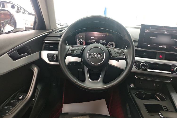 Used Audi A4L 2020 40 TFSI Fashion Dynamic Model Steering Wheel