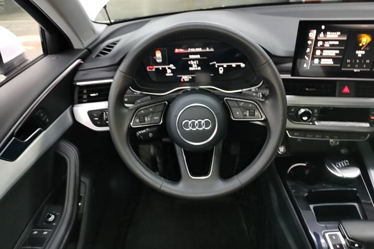 Used Audi A4L 2020 40 TFSI Luxury Prestige Edition Steering Wheel