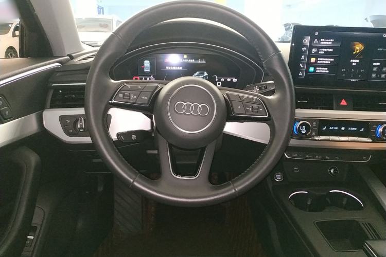 Used Audi A4L 2020 40 TFSI quattro Luxury Dynamic Model Steering Wheel