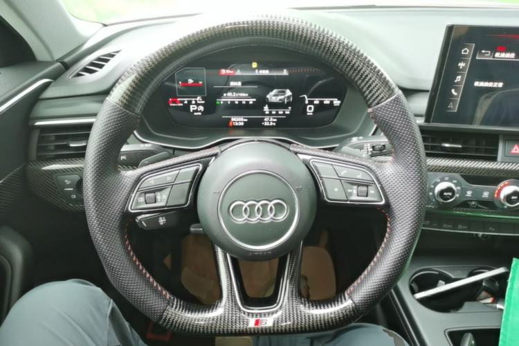 Used Audi A4L 2020 40 TFSI Fashion Dynamic Model Steering Wheel