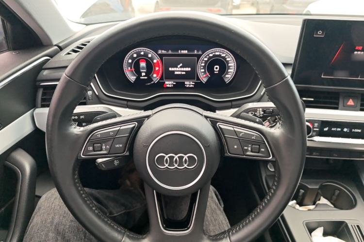 Used Audi A4L 2020 40 TFSI Fashion Dynamic Model Steering Wheel