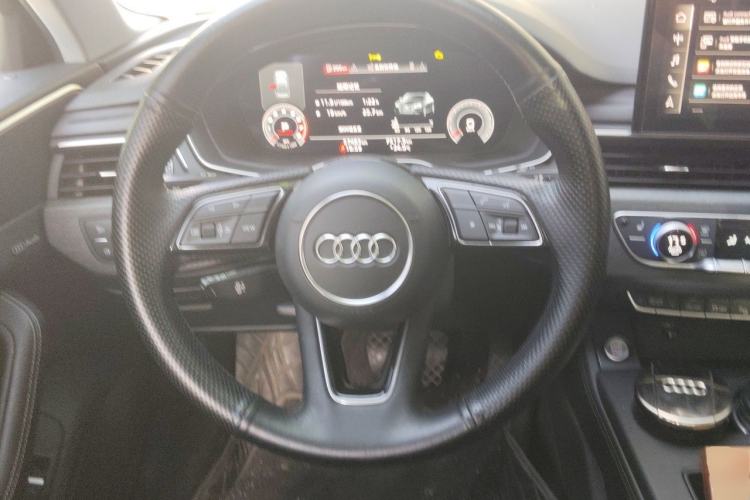 Used Audi A4L 2020 40 TFSI Luxury Prestige Edition Steering Wheel