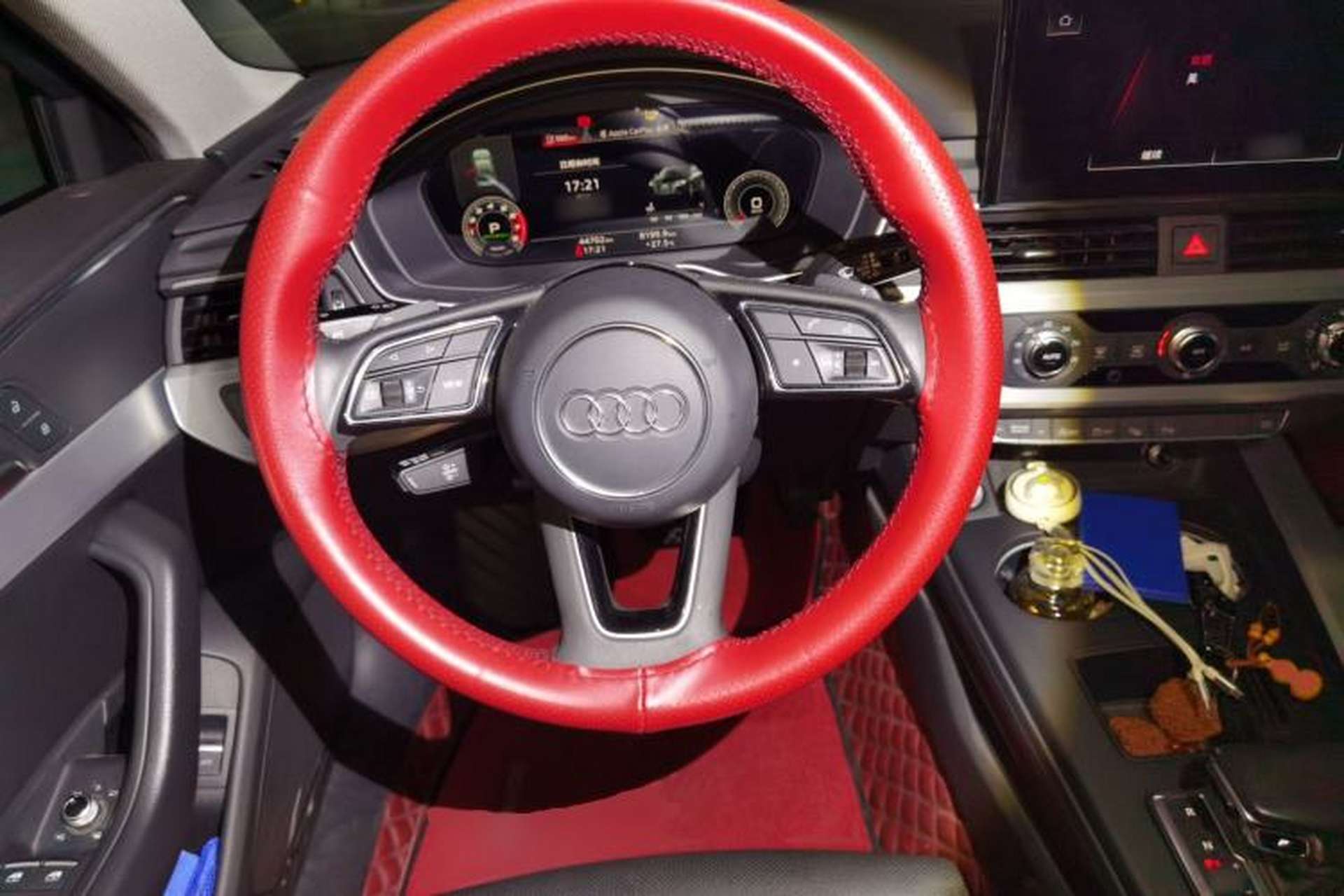 Used Audi A4L 2020 40 TFSI Fashion Dynamic Model Steering Wheel