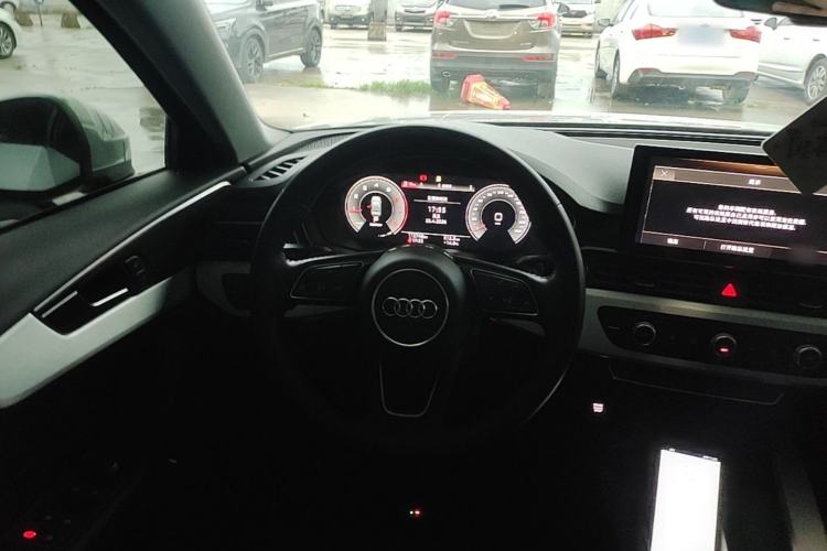 Used Audi A4L 2020 40 TFSI Fashion Dynamic Model Steering Wheel