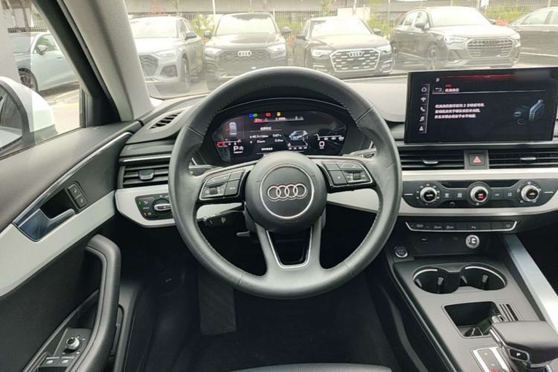 Used Audi A4L 2020 40 TFSI Fashion Dynamic Model Steering Wheel