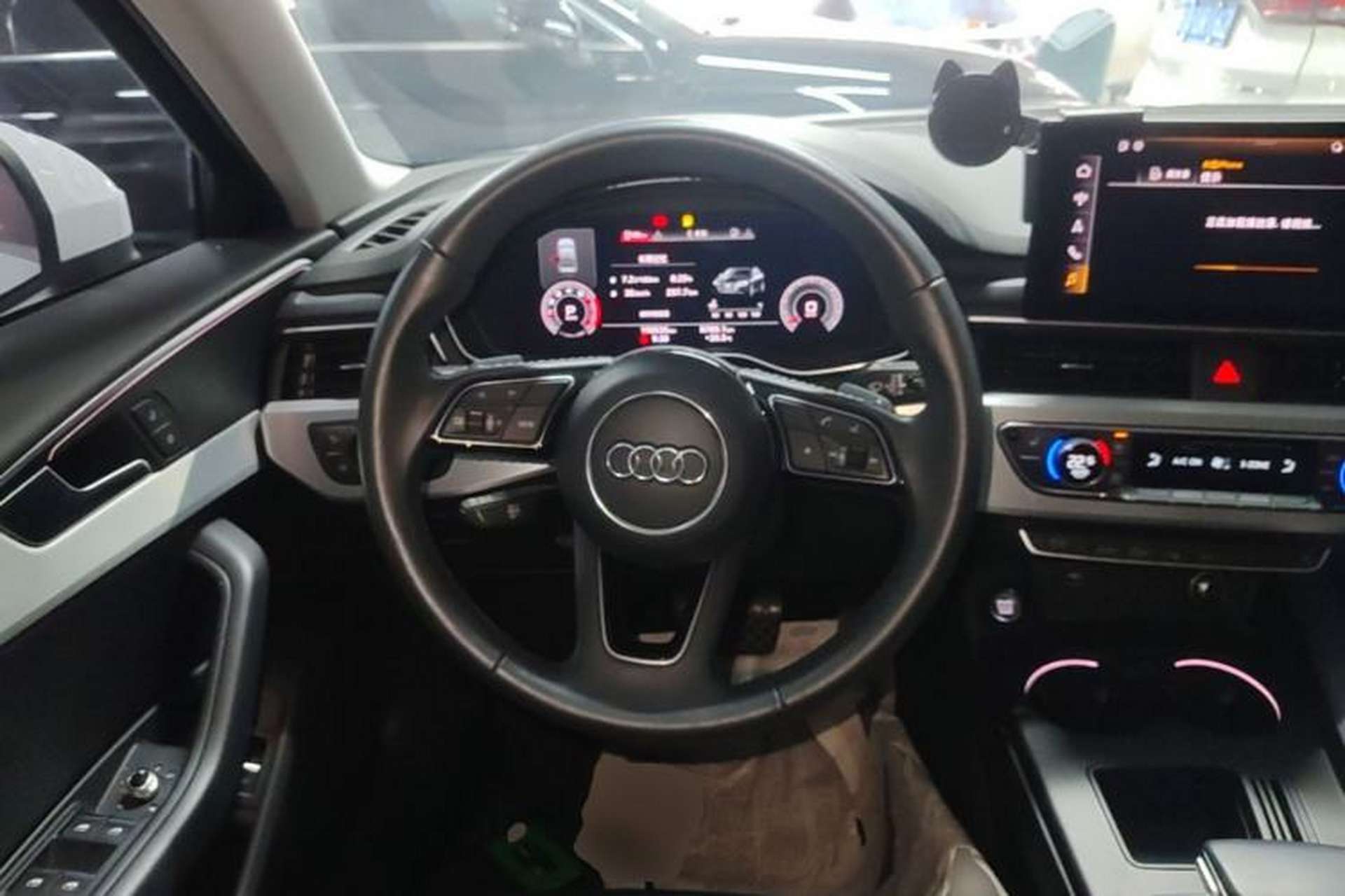 Used Audi A4L 2020 40 TFSI Fashion Dynamic Model Steering Wheel