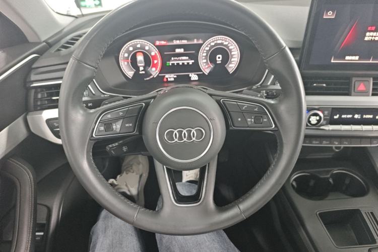 Used Audi A4L 2020 40 TFSI Luxury Prestige Edition Steering Wheel