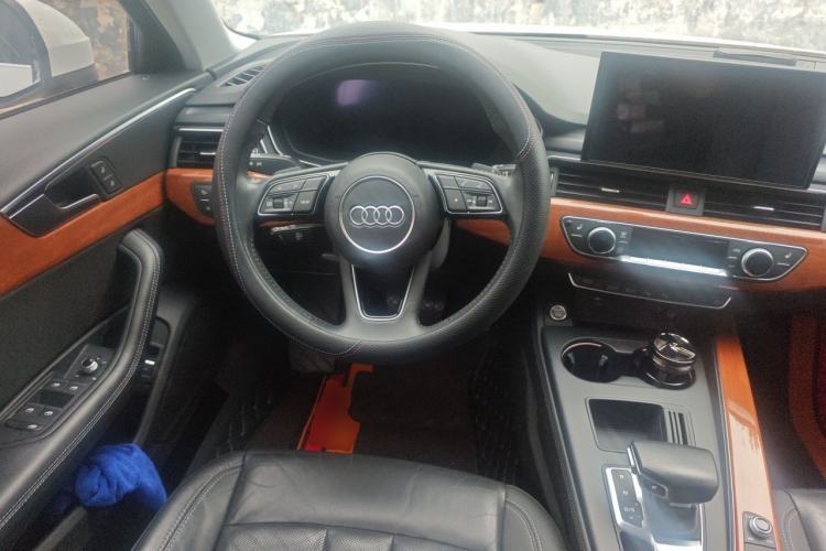 Used Audi A4L 2020 40 TFSI Luxury Prestige Edition Steering Wheel