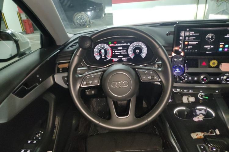 Used Audi A4L 2020 35 TFSI Fashion Dynamic Model Steering Wheel