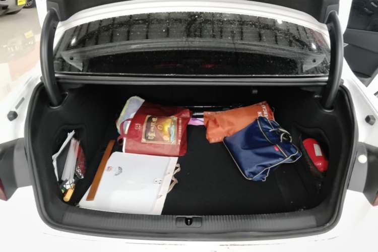 Used Audi A4L 2020 40 TFSI Fashion Dynamic Model Trunk