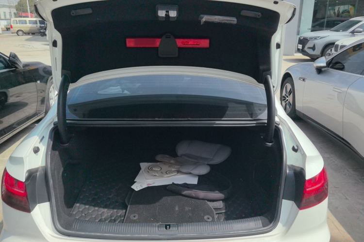 Used Audi A4L 2020 40 TFSI Fashion Dynamic Model Trunk