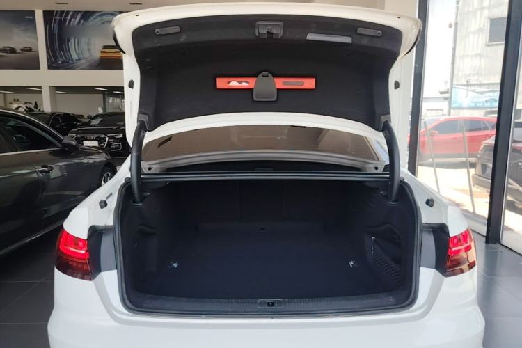 Used Audi A4L 2020 40 TFSI Fashion Dynamic Model Trunk
