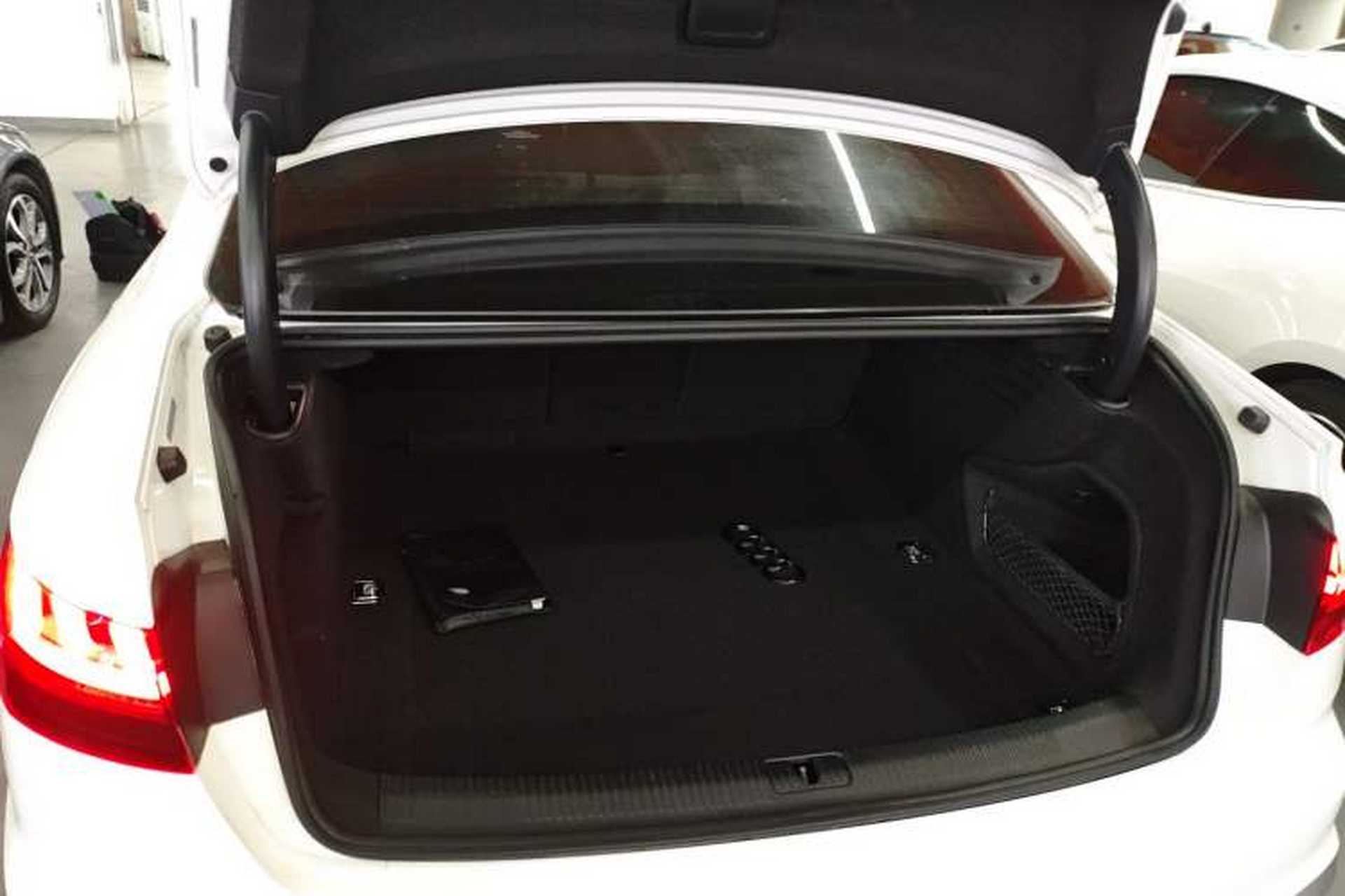 Used Audi A4L 2020 40 TFSI Fashion Dynamic Model Trunk