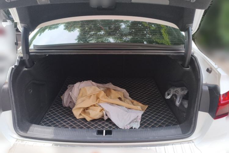 Used Audi A4L 2020 40 TFSI Fashion Dynamic Model Trunk