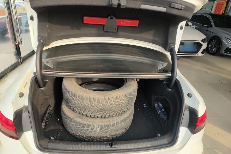 Used Audi A4L 2020 40 TFSI Fashion Dynamic Model Trunk