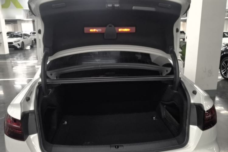 Used Audi A4L 2020 40 TFSI Fashion Dynamic Model Trunk