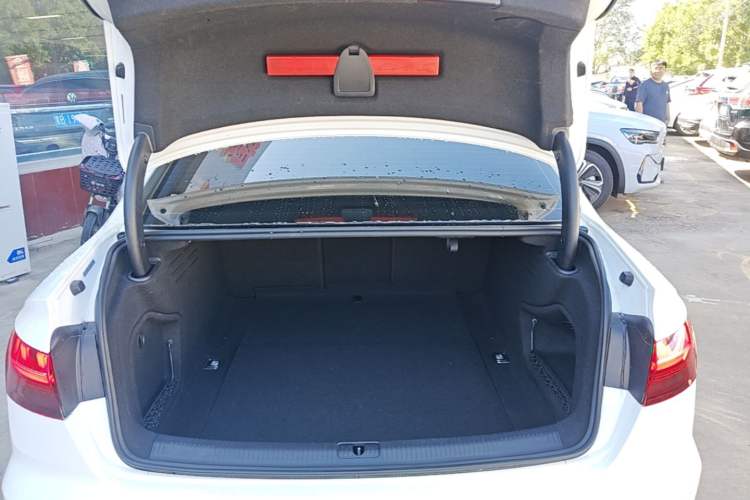 Used Audi A4L 2020 40 TFSI Fashion Dynamic Model Trunk