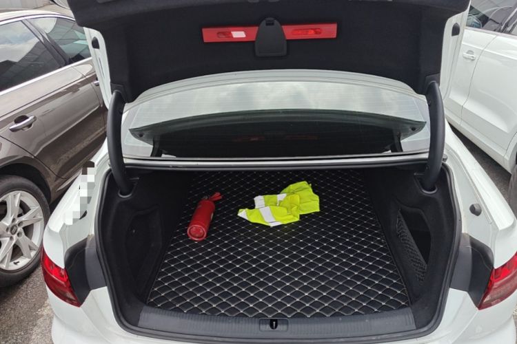 Used Audi A4L 2020 40 TFSI Fashion Dynamic Model Trunk