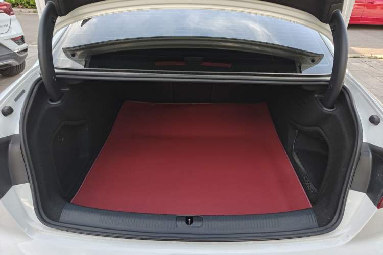 Used Audi A4L 2020 40 TFSI Fashion Dynamic Model Trunk