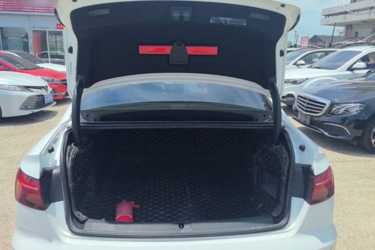 Used Audi A4L 2020 40 TFSI Fashion Dynamic Model Trunk
