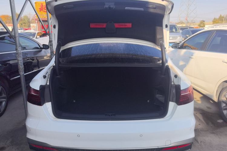 Used Audi A4L 2020 40 TFSI Fashion Dynamic Model Trunk