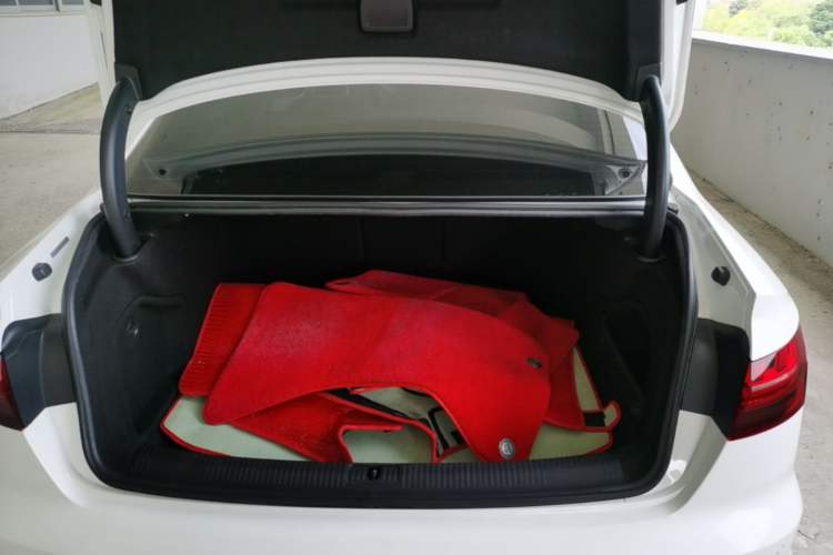 Used Audi A4L 2020 40 TFSI Fashion Dynamic Model Trunk