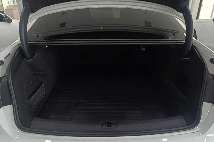 Used Audi A4L 2020 40 TFSI Luxury Prestige Edition Trunk